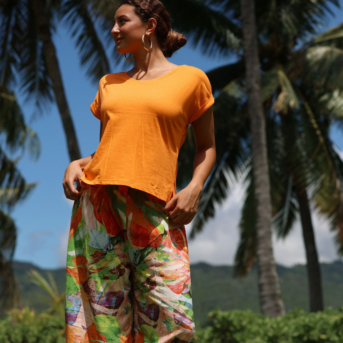 Ladies Solid Knit T-Shirts